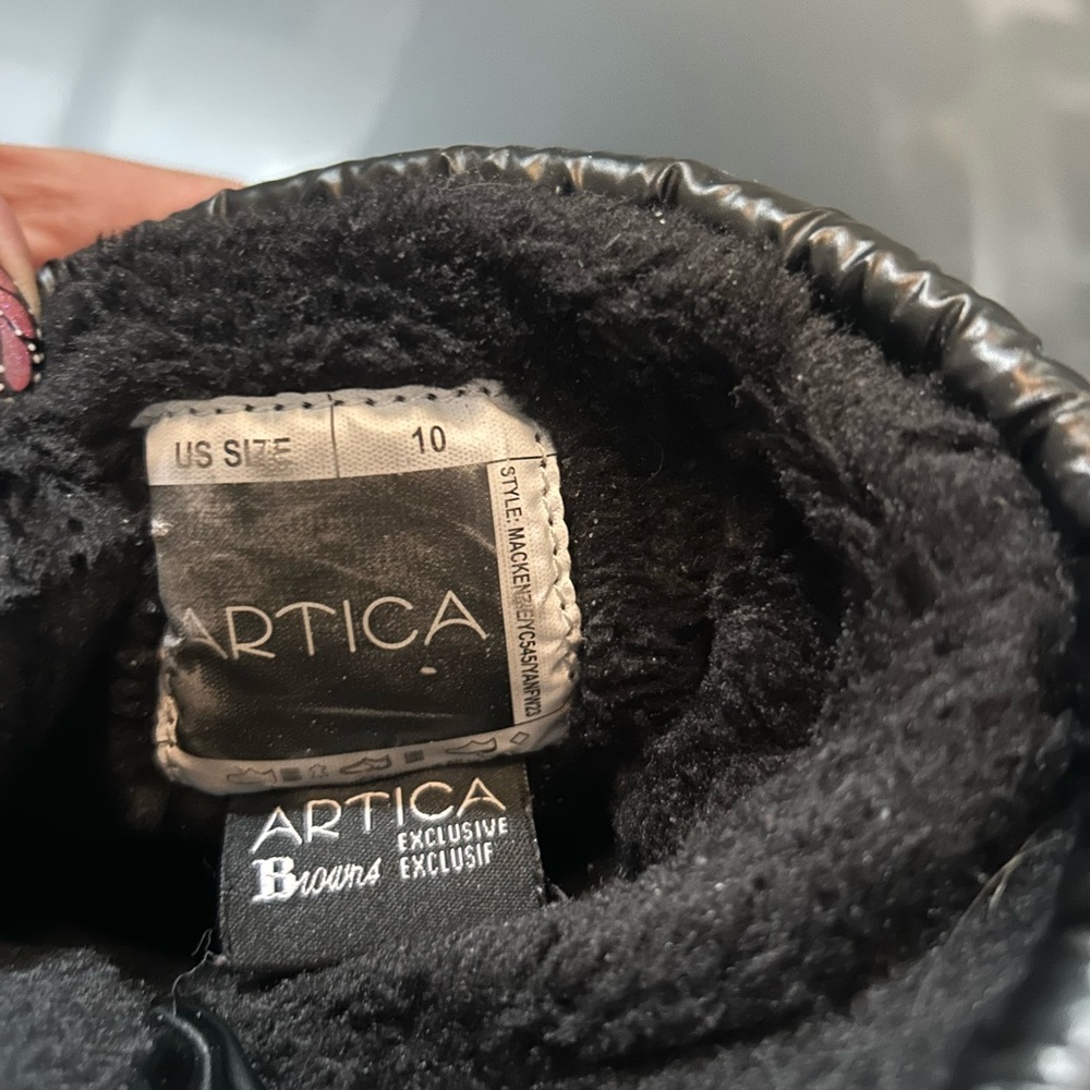 Artica by Browns - Black Winter Boots - Quilted Lace-Up Ankle Boot - Picture 6 of 6